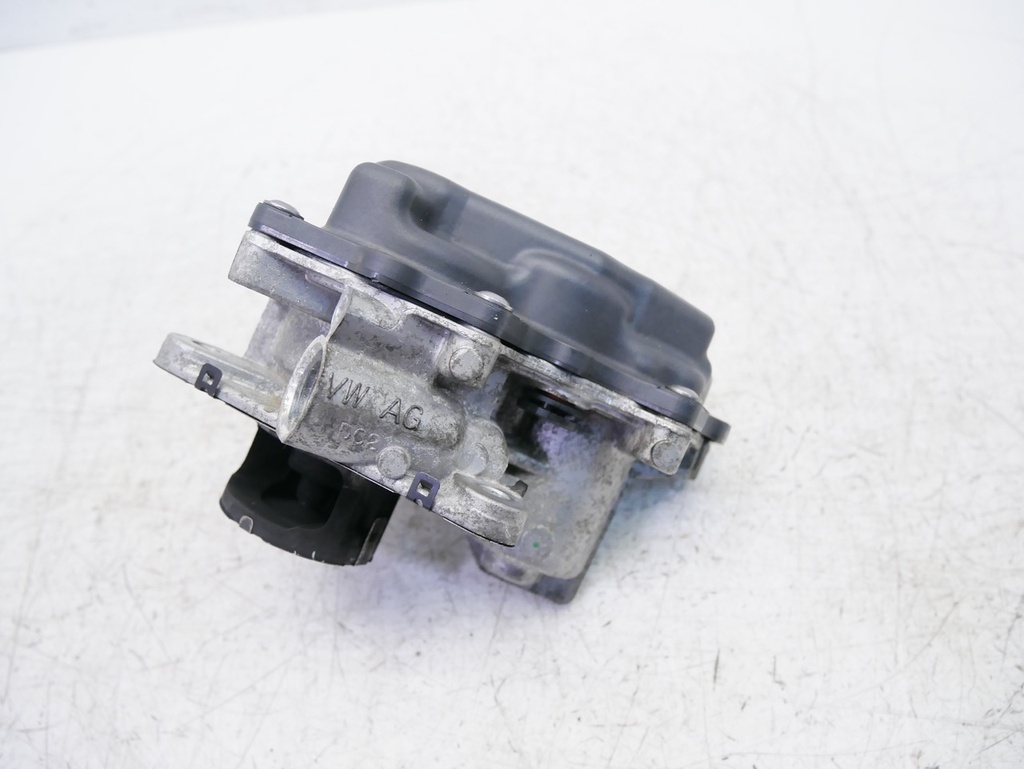 [MTD-409639] Válvula EGR Audi A4 B9 A5 Q5 2.0 TDI DETA 04L131501S