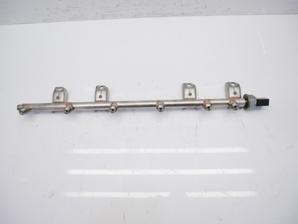 [MTD-410890] Rampa de inyectores BMW Serie 3 E90 E91 E92 E93 3.0 330i N53B30A 7535897