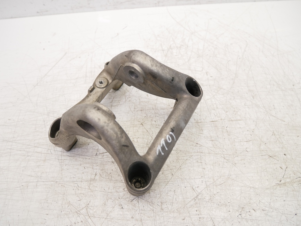 [MTD-406693] Soporte de motor para Porsche Cayenne 4.5 V8 M48.50 9481152037R