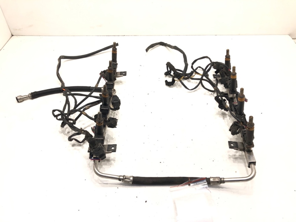 [STARK-619004] Riel de combustible BMW 7 (E65, E66, E67) 2001-2009 735i 200 kW