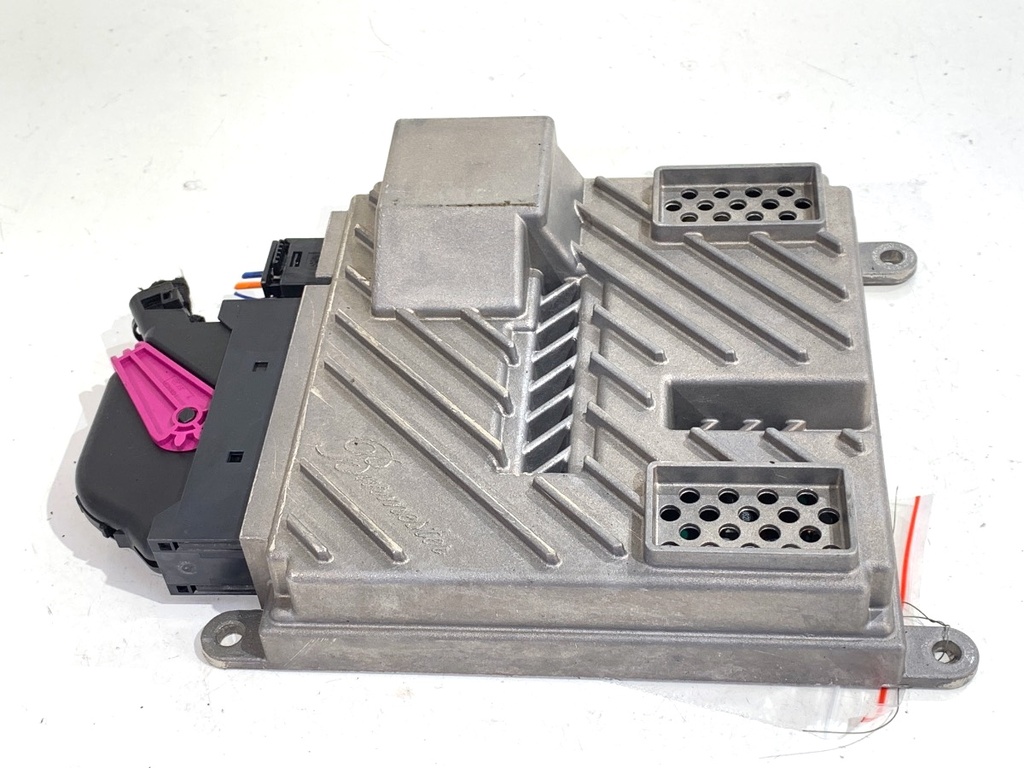 [STARK-787704] Amplificador Mercedes-Benz CLS (C257) 2017-2022