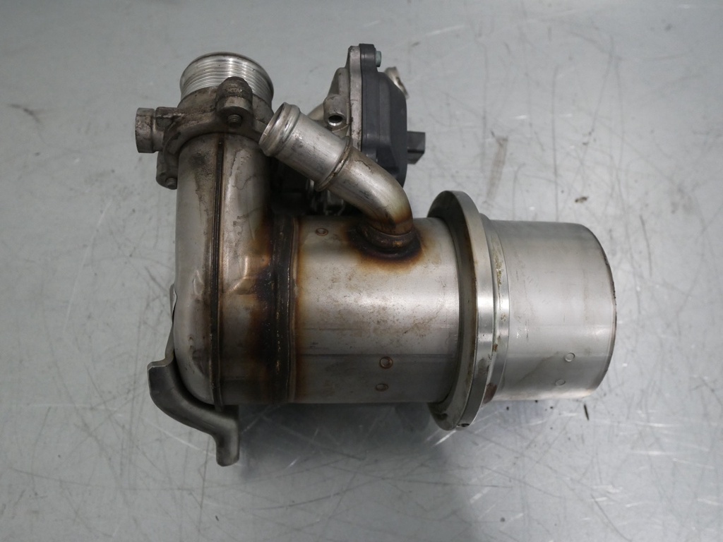 [MTD-423183] Enfriador de gases de escape VW Audi Golf A3 2.0 TDI DGCA DGC 04L131512BQ