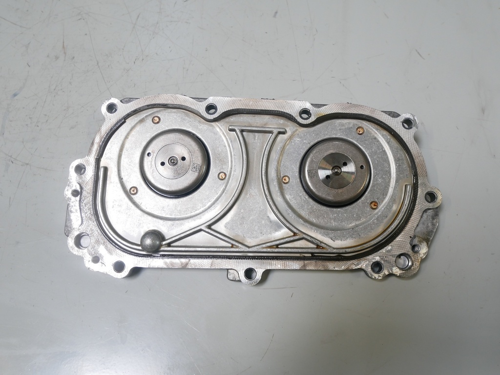 [MTD-426808] Tapa delantera para Mercedes C300 2.0 W205 A205 S205 M274.920 M274 274.920 A2740150700