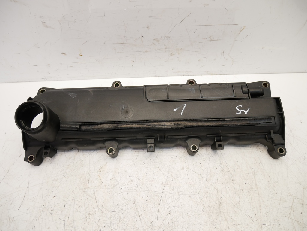 [MTD-387175] Tapa de balancines Nissan 1.5 dCi K9K722 K9K PA6-GF35