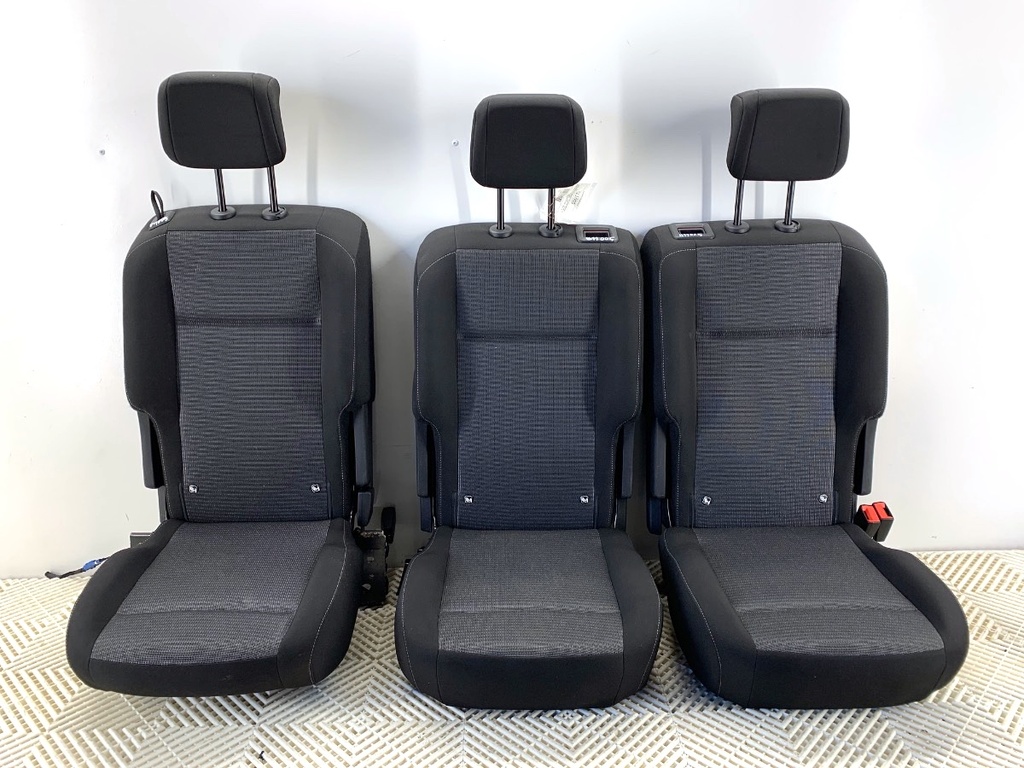 [STARK-811005] Segunda fila de asientos TOYOTA PROACE CITY VERSO MPV 1.5 D-4D 130 96 kW 2019-2022