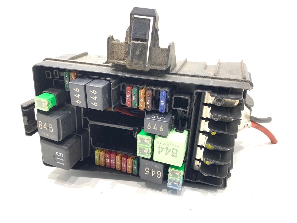 [STARK-738766] Caja de fusibles SKODA OCTAVIA III (5E3, NL3, NR3) 2012-2022