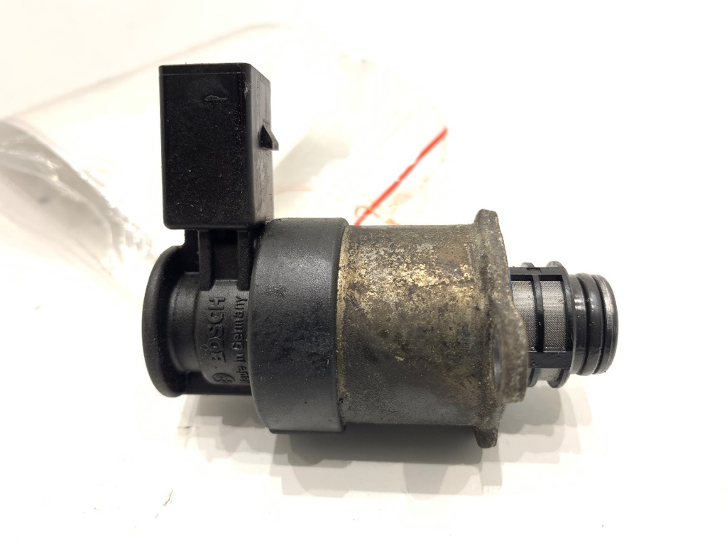 [STARK-782933] Regulador de presión de combustible VW Passat B7 (362) 2.0 TDI 103 kW 2010-2014