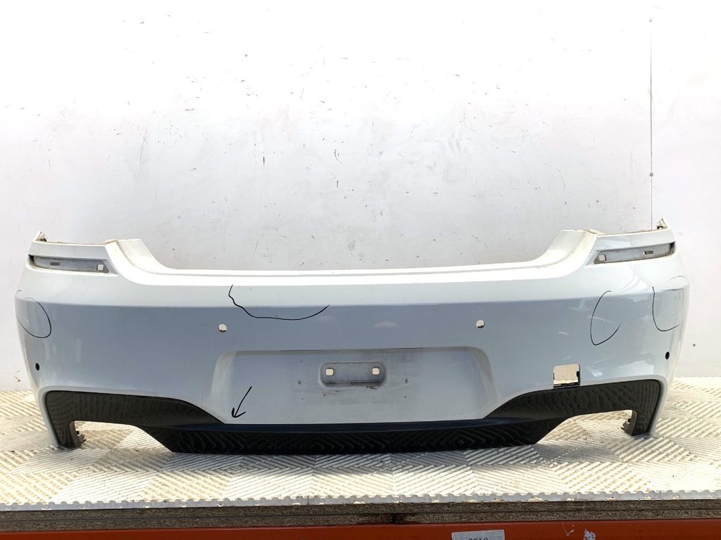 [STARK-731120] Parachoques trasero BMW 6 Gran Coupe (F06) 2012-2018