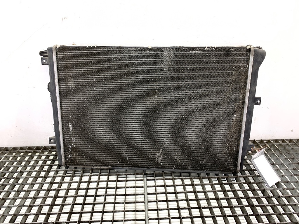 [STARK-847670] Radiador de agua SEAT Alhambra (710, 711) 2.0 TDI 125 kW 2010-2013