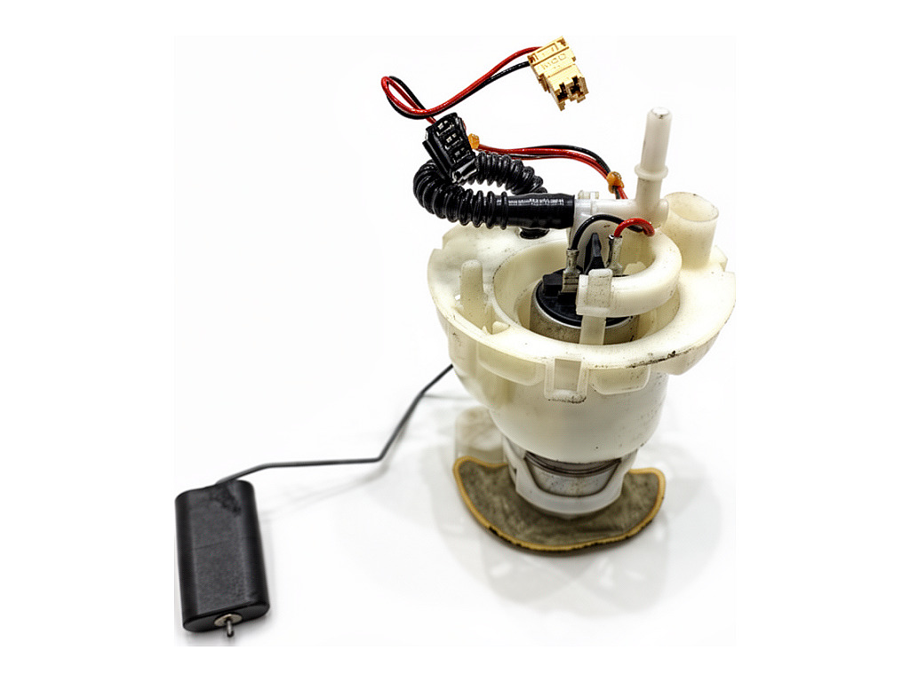 [STARK-919404] Bomba de combustible Audi Q3 (8UB, 8UG) 2.0 TFSI quattro 147 kW 2011-2018
