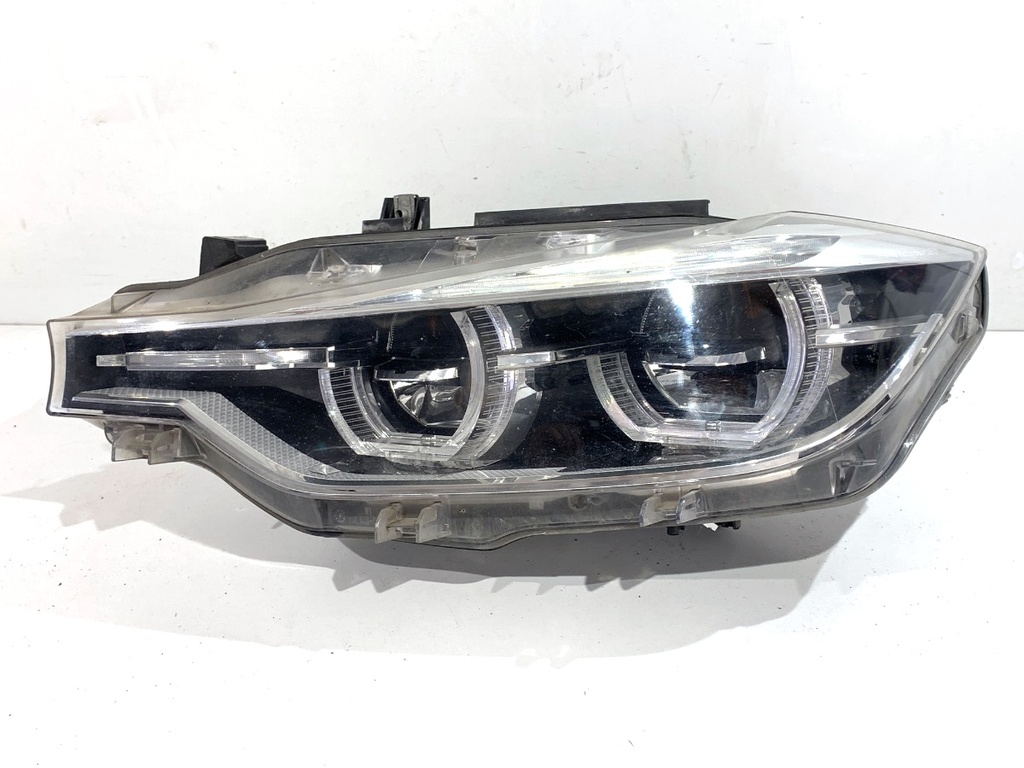 [STARK-824594] Faros delanteros izquierdos BMW Serie 3 (F30, F80) 2011-2018