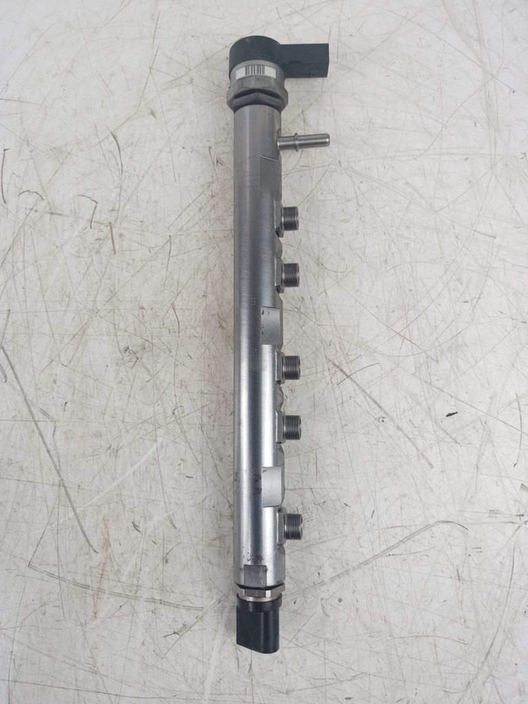 [MTD-433531] Tubo de raíl BMW Serie 1 F20 F21 2.0 116 d N47D20C 7809127