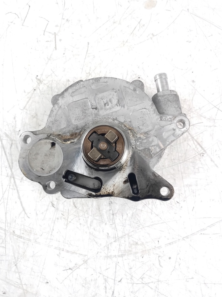 [MTD-434421] Bomba de vacío Audi A4 A5 Q5 2.0 TDI CJCD CJC 03L145100F