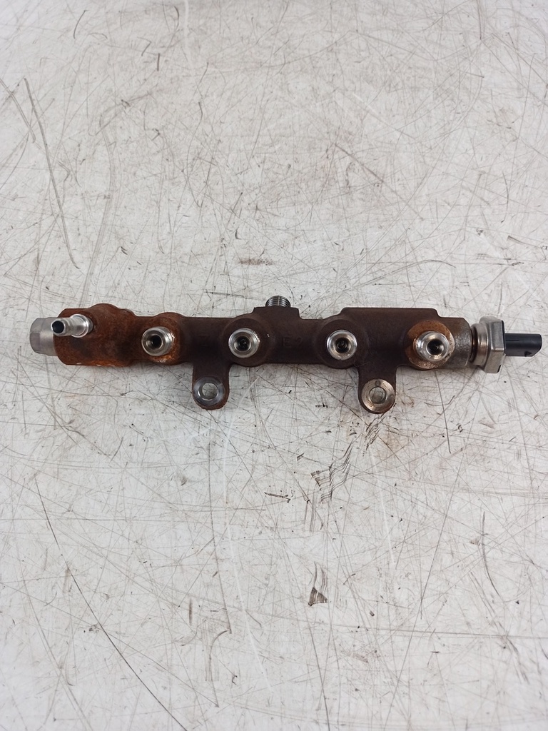 [MTD-434977] Tubo de raíl Citroen Berlingo 1.5 BlueHDI YHT DV5RCF YH01 9821399680