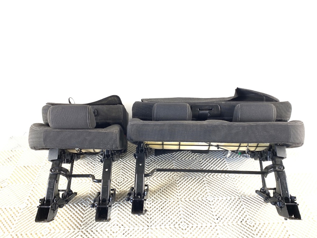 [STARK-820263] Asiento trasero segunda fila Ford Tourneo Connect / Grand Tourneo Connect V408 2013-2022