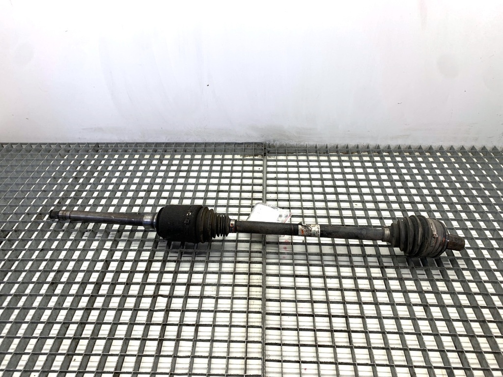 [STARK-895681] Palier delantero derecho Mercedes-Benz GLE (V167) 2018-