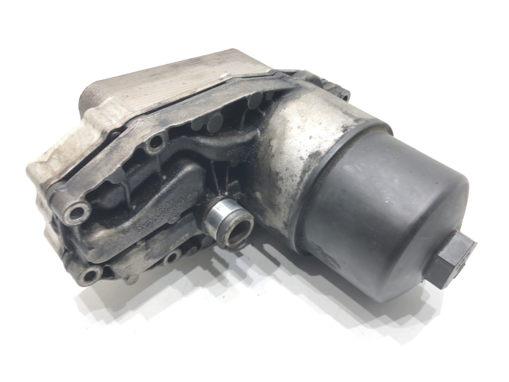 [STARK-642368] Base de filtro de aceite Jaguar XJ (X351) 3.0 SDV6 202 kW 2009-2016