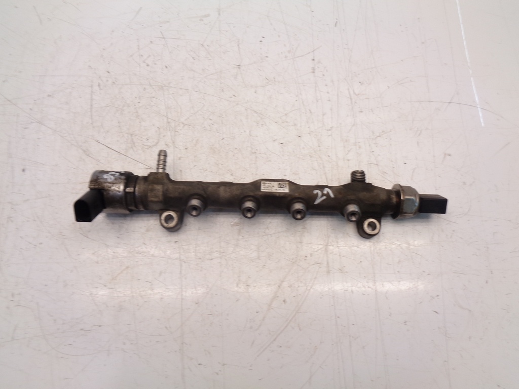 [MTD-379967] Flauta de inyectores VW Caddy IV 2.0 TDI DFS DFSB 04L089G