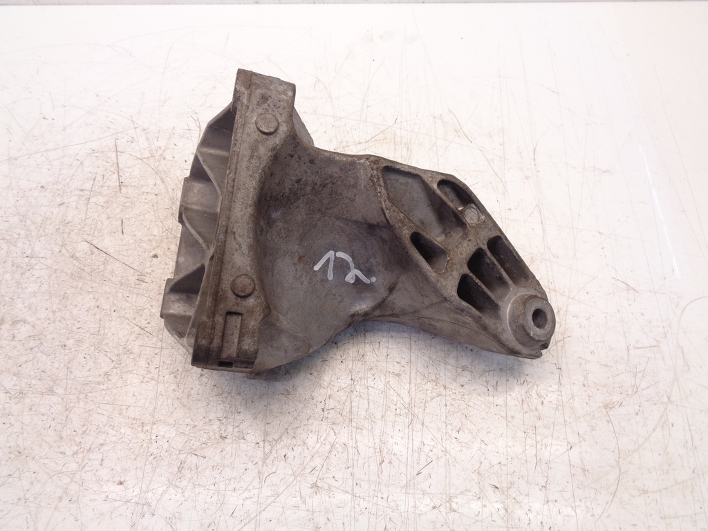 [MTD-382571] Soporte para Mercedes-Benz C-Klasse W204 S204 2.2 CDI OM651.911