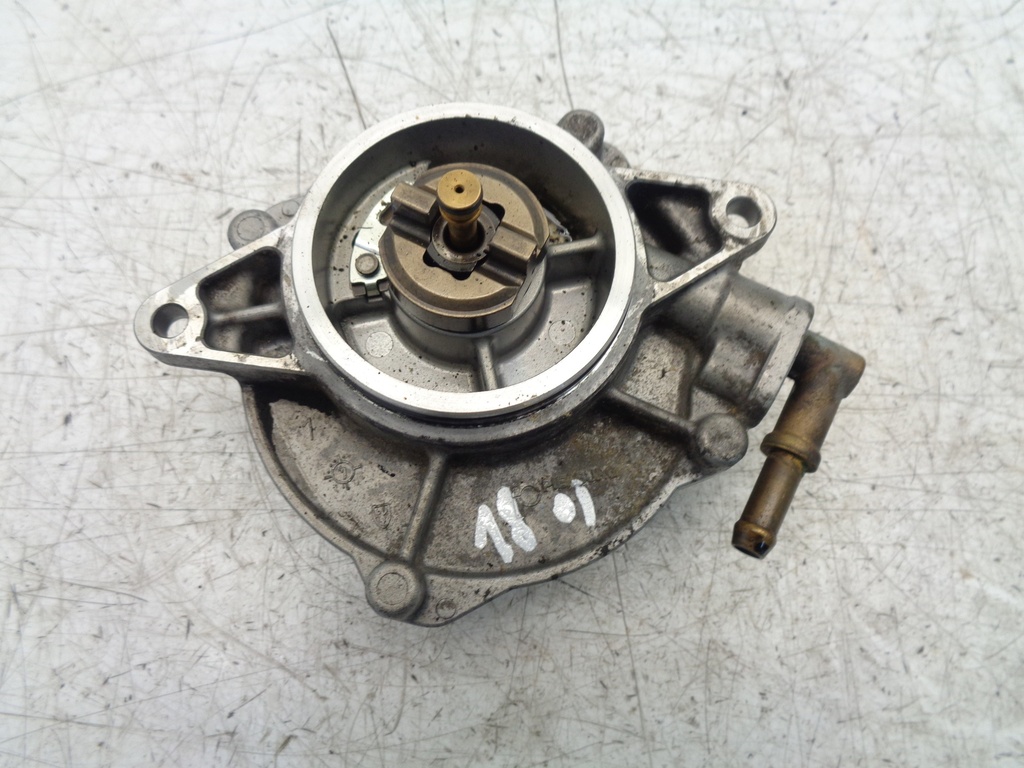 [MTD-383148] Bomba de vacío Audi A4 B7 3.0 TDI BKN