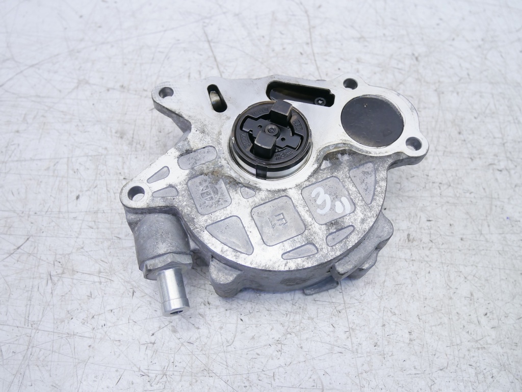 [MTD-383967] Bomba de vacío Audi A4 B8 Q5 8R A5 8T 2.0 TDI CJCA CJC