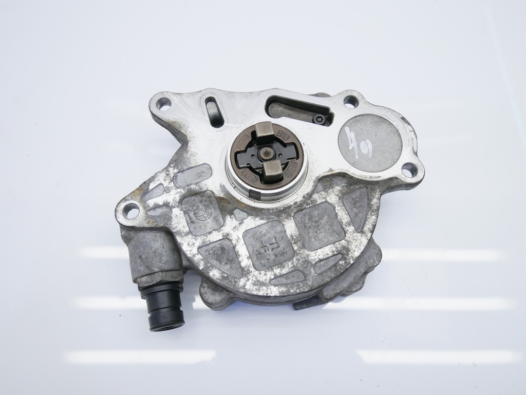 [MTD-384423] Bomba de vacío Audi Seat Skoda VW 1.6 TDI CAYC CAY 03L145100F