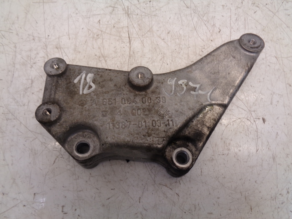 [MTD-392050] Soporte para Mercedes-Benz Clase E W212/S212 2.2 CDI OM651.924