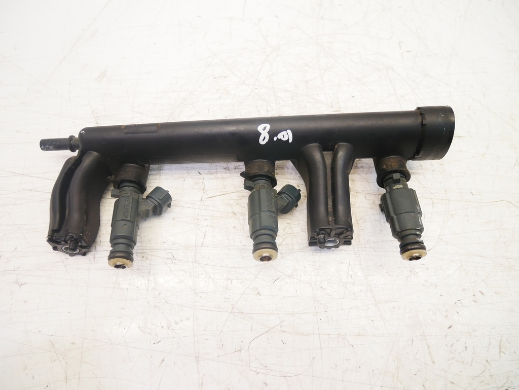 [MTD-404289] Carril del inyector Opel Crossland X 1.2 F12XE EB2FA LEZ 9816955780 9676017480