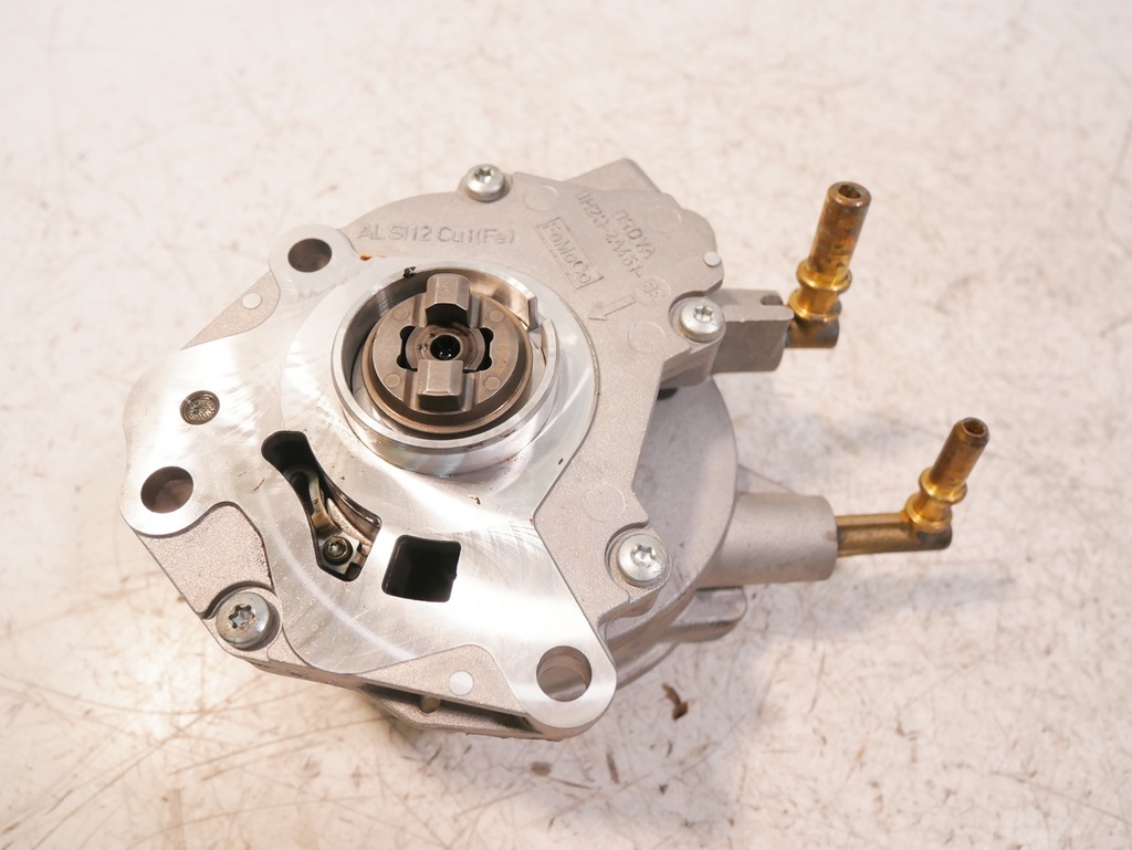 [MTD-436962] Bomba de vacío Land Rover Jaguar 3.0 V6 Diesel Gen2 306DT 306DTA