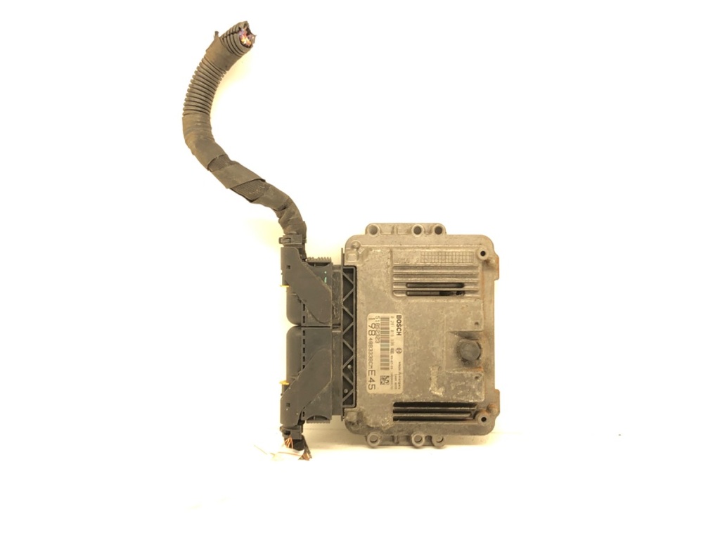 [STARK-684516] Unidad de control del motor FIAT Bravo II 1.6 D Multijet 77kW 51852323