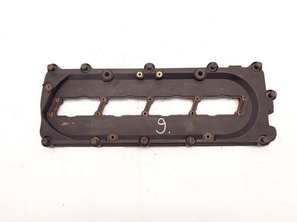 [MTD-377966] Tapa de balancines Audi A8 D3 4.2 TDI Quattro BVN 057103470J