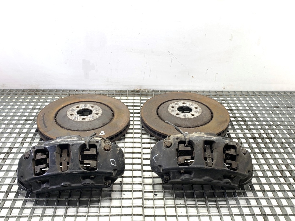 [STARK-875026] Pinza de freno delantera izquierda AUDI A8 D4 (4H2, 4H8, 4HC, 4HL) 2009-2018