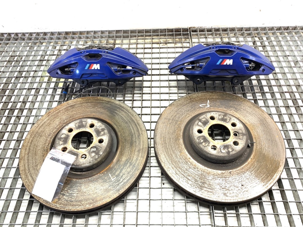 [STARK-887835] Pinza de freno delantera izquierda BMW X5 (G05, F95) 2018-