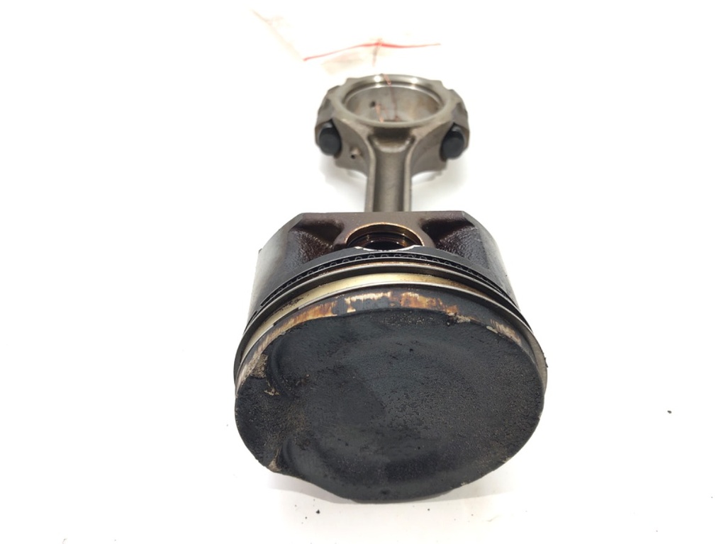 [STARK-546151] Pistón con biela Suzuki Swift III (MZ, EZ) 1.5 (RS 415) 2005-2022