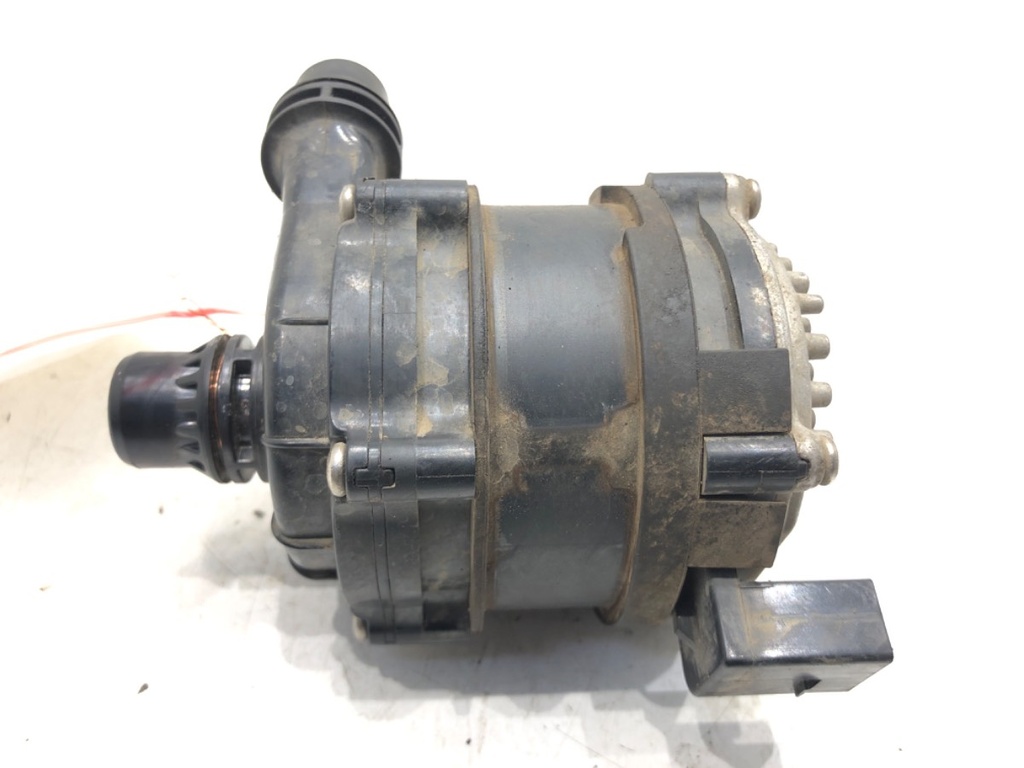 [STARK-616117] Bomba de agua adicional Jeep Compass (MP, M6) 1.5 T4 Hybrid 4x4 96 kW 2022-2024