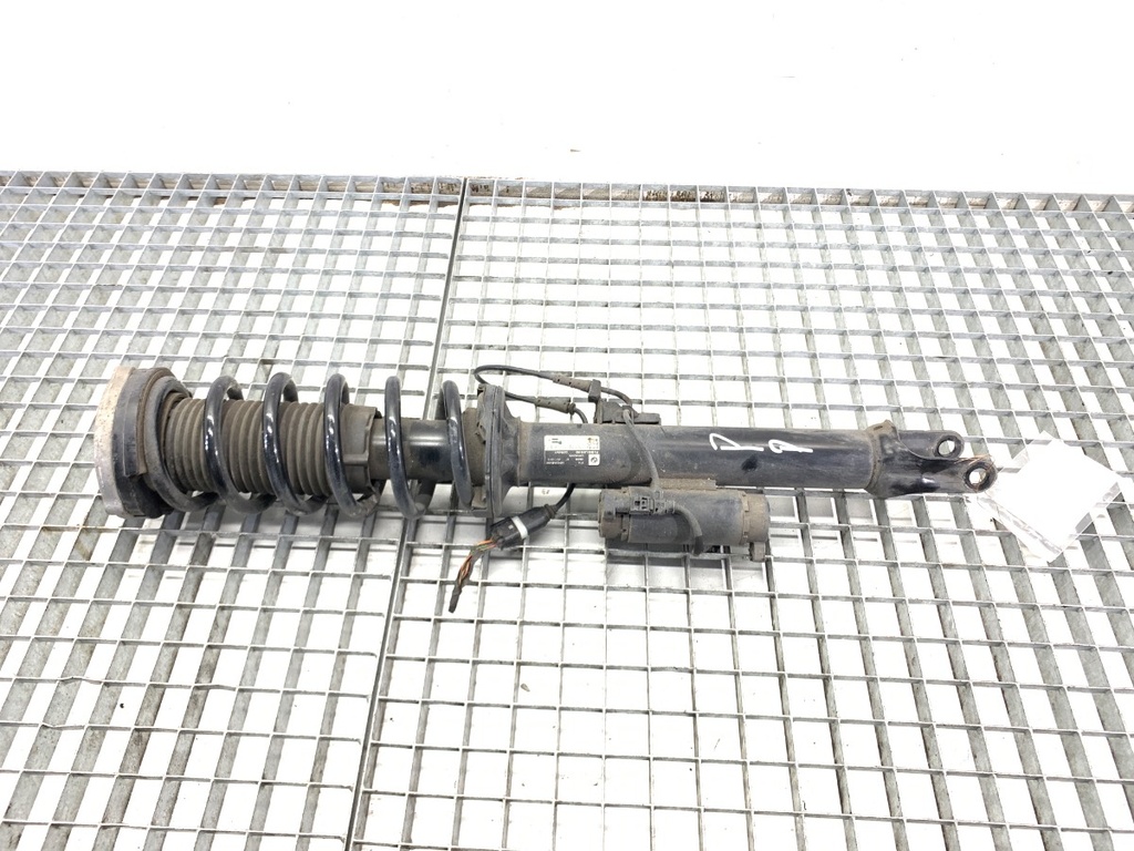 [STARK-849247] Amortiguador delantero derecho BMW 5 Touring (G31) 2017-2022
