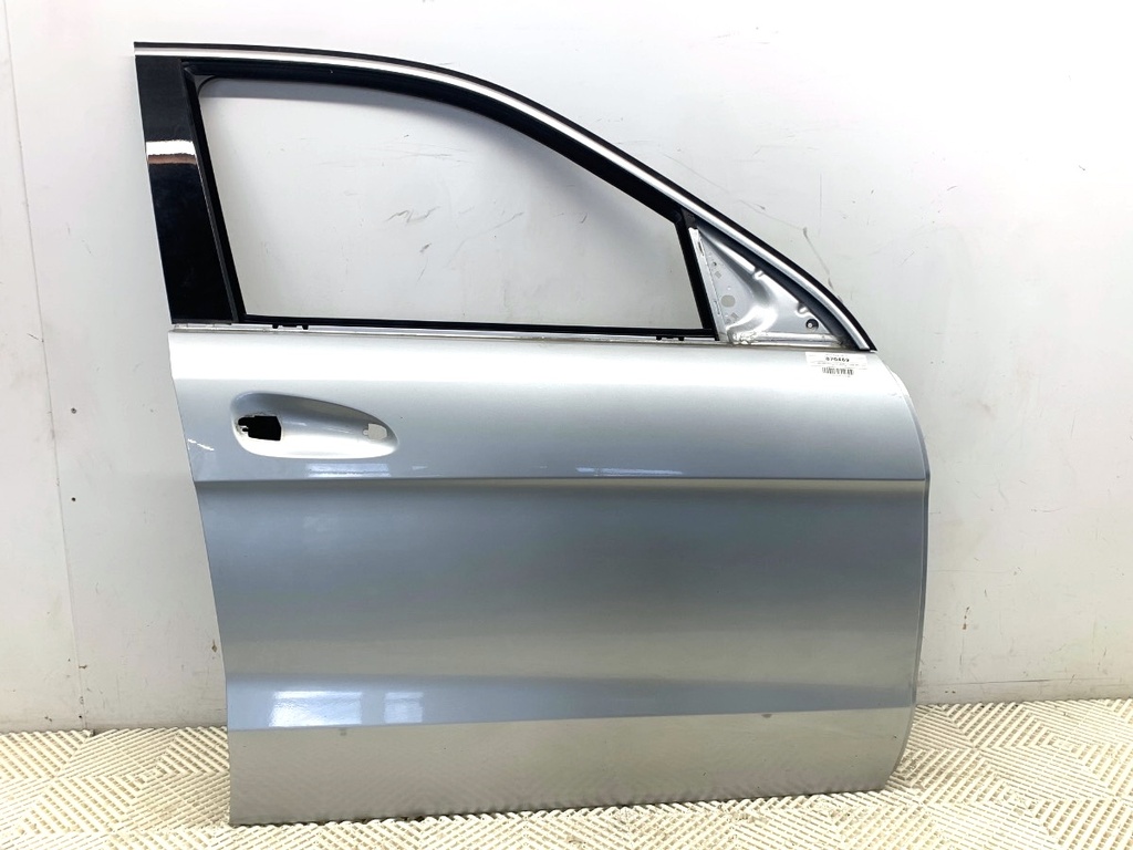 [STARK-870469] Puerta delantera derecha Mercedes-Benz Clase GL (X166) 2012-2015