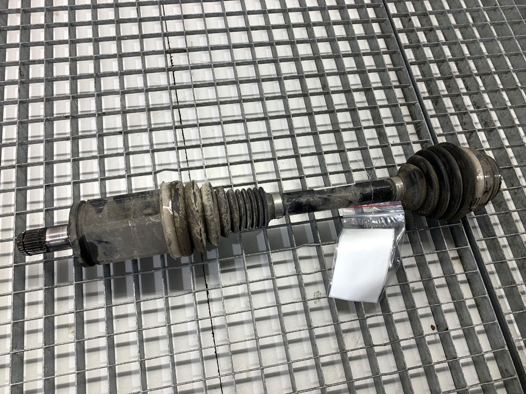 [STARK-906844] Semieje delantero izquierdo BMW Serie 3 Touring (G21, G81) 2019-2022