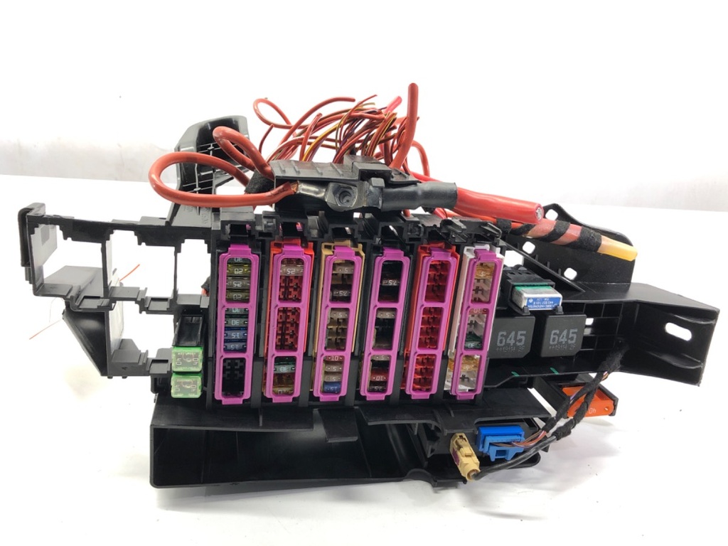 [STARK-809594] Caja de fusibles AUDI A8 D5 (4N2, 4N8) 2017-2022 50 TDI Mild Hybrid