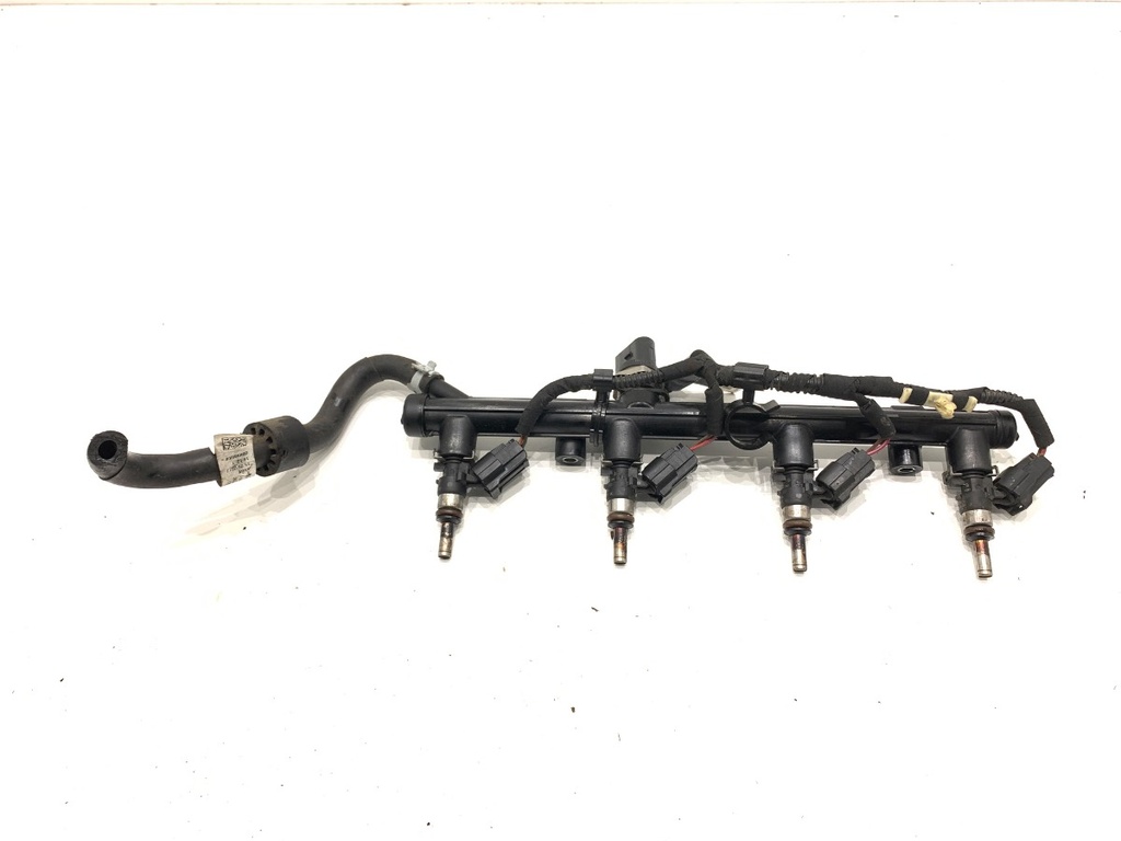[STARK-816807] Riel de combustible VW Touran (5T1) 1.8 TSI 132 kW 2015-2022