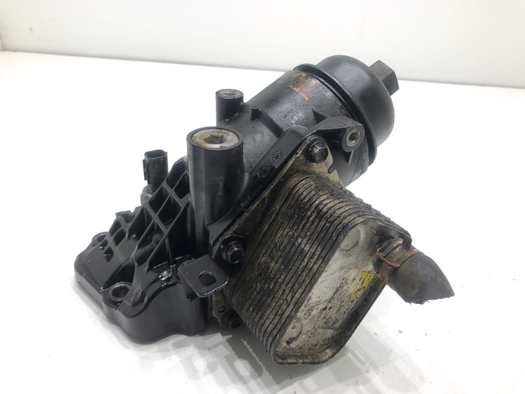 [STARK-823364] Base de filtro de aceite KIA OPTIMA (JF) 1.7 CRDi 104 kW 141 CV diésel 2015-2022