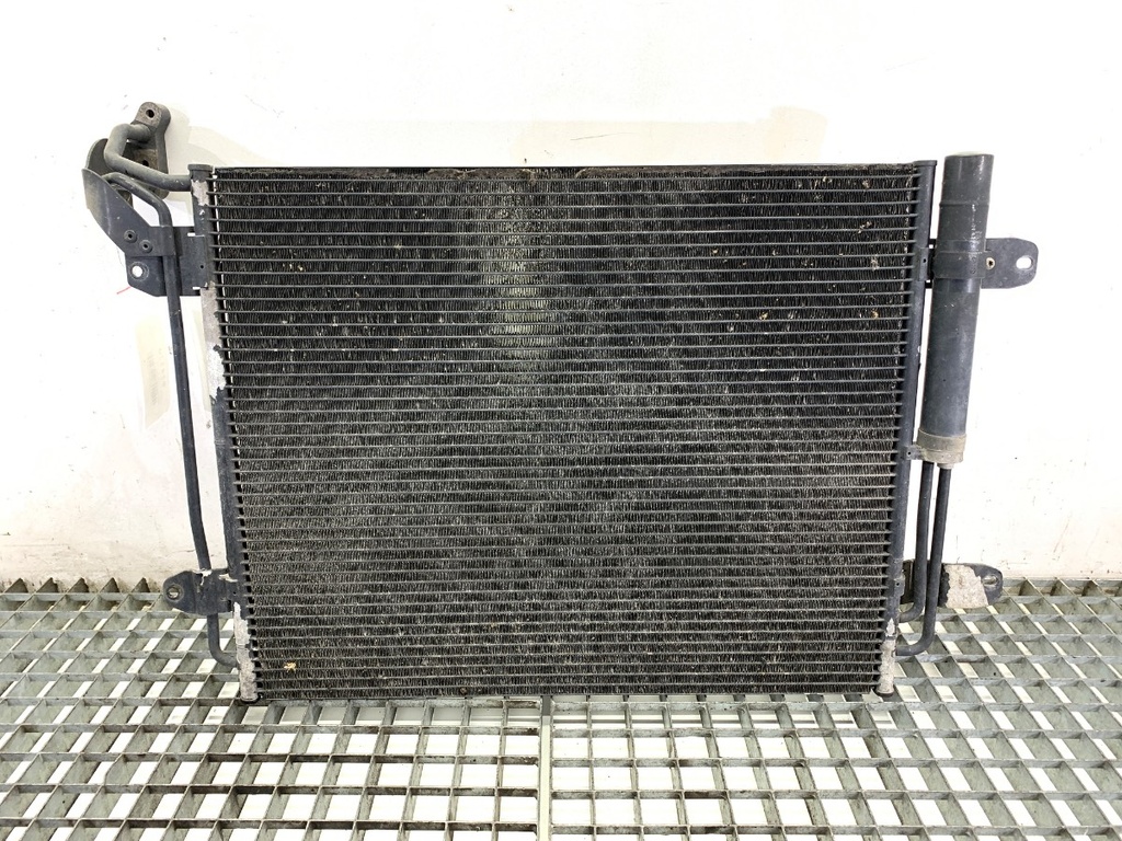 [STARK-824320] Radiador de aire acondicionado VW Tiguan (5N_) 2.0 TDI 4motion 103 kW 2007-2018