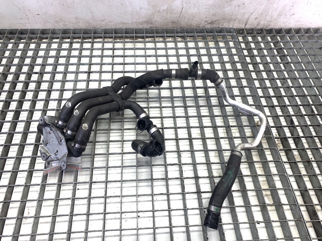 [STARK-828989] Bomba de agua adicional BMW X6 (F16, F86) 2014-2019