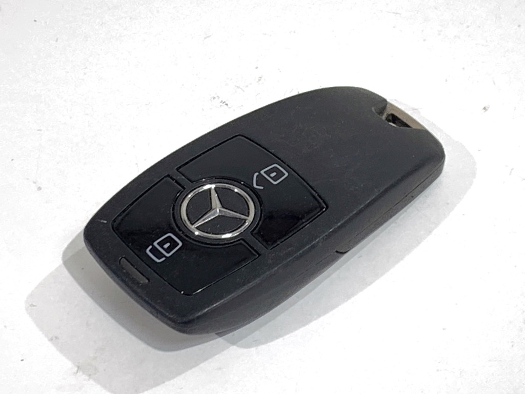 [STARK-841832] Llave Mercedes-Benz Sprinter 3,5-t Tourer Bus (B907) 2018-2022
