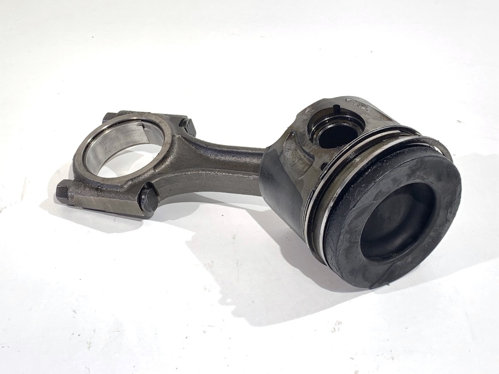 [STARK-864565] Pistón con biela Citroën DS4 (NX_) 2.0 HDi 165 2011-2015
