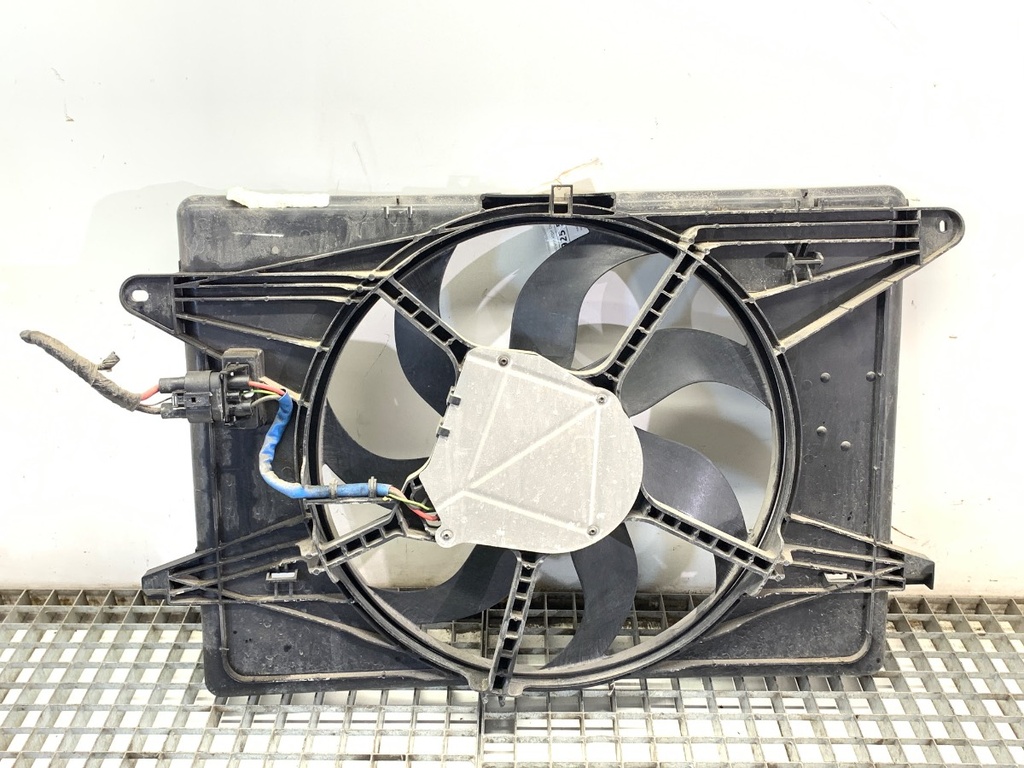 [STARK-925584] Ventilador de radiador CHRYSLER PACIFICA 2016-2022 3.6 Hybrid 185 kW