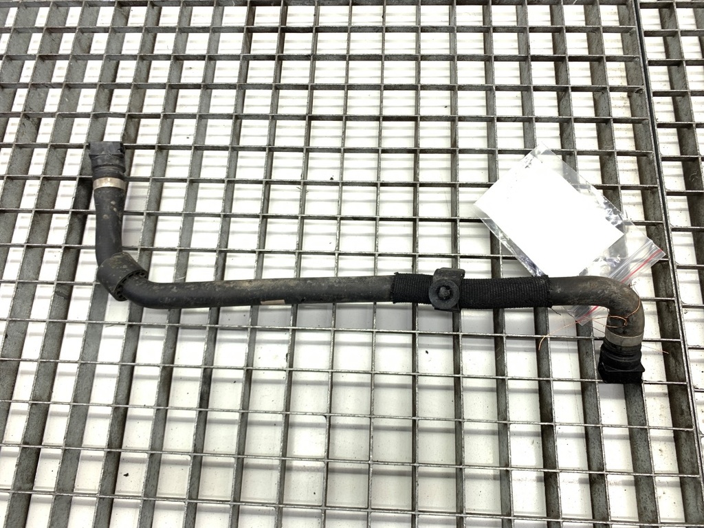 [STARK-888506] Drenaje de agua BMW X5 (G05, F95) 2018-