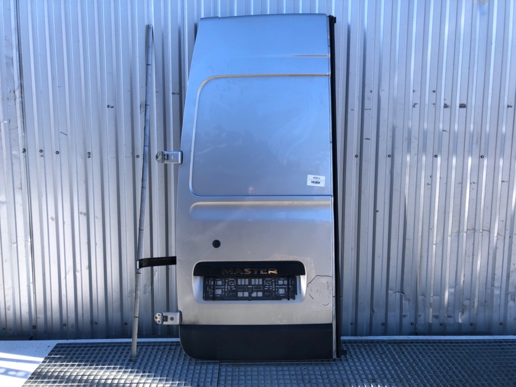 [STARK-850912] Puerta trasera izquierda Renault Master III Autobus (JV) 2011-2022