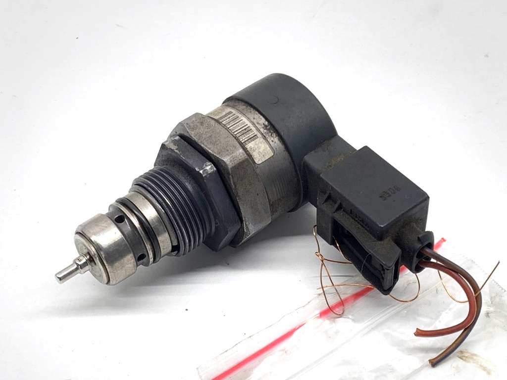 [STARK-902468] Regulador de presión de combustible BMW Serie 3 (E90) 320d 120 kW 2004-2011
