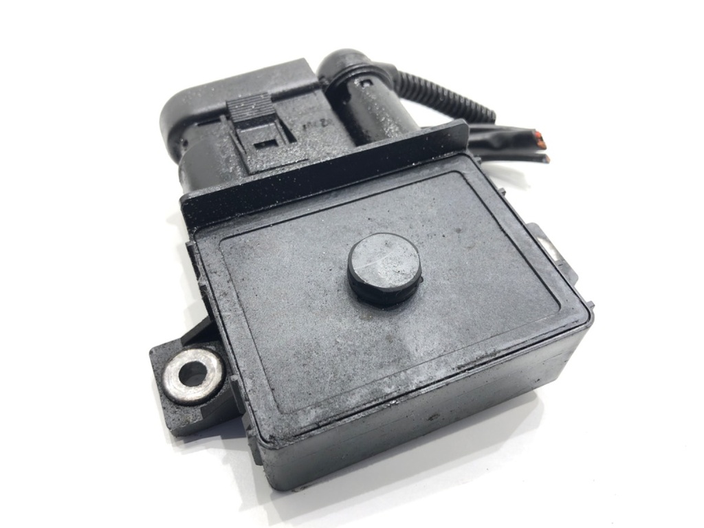 [STARK-902578] Relé de bujías de precalentamiento BMW Serie 1 (E87) 118d 2004-2007